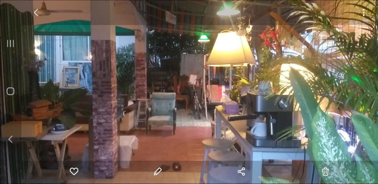 Srikrung Guesthouse Phra Nakhon Si Ayutthaya Exterior photo