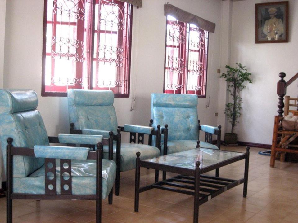 Srikrung Guesthouse Phra Nakhon Si Ayutthaya Exterior photo