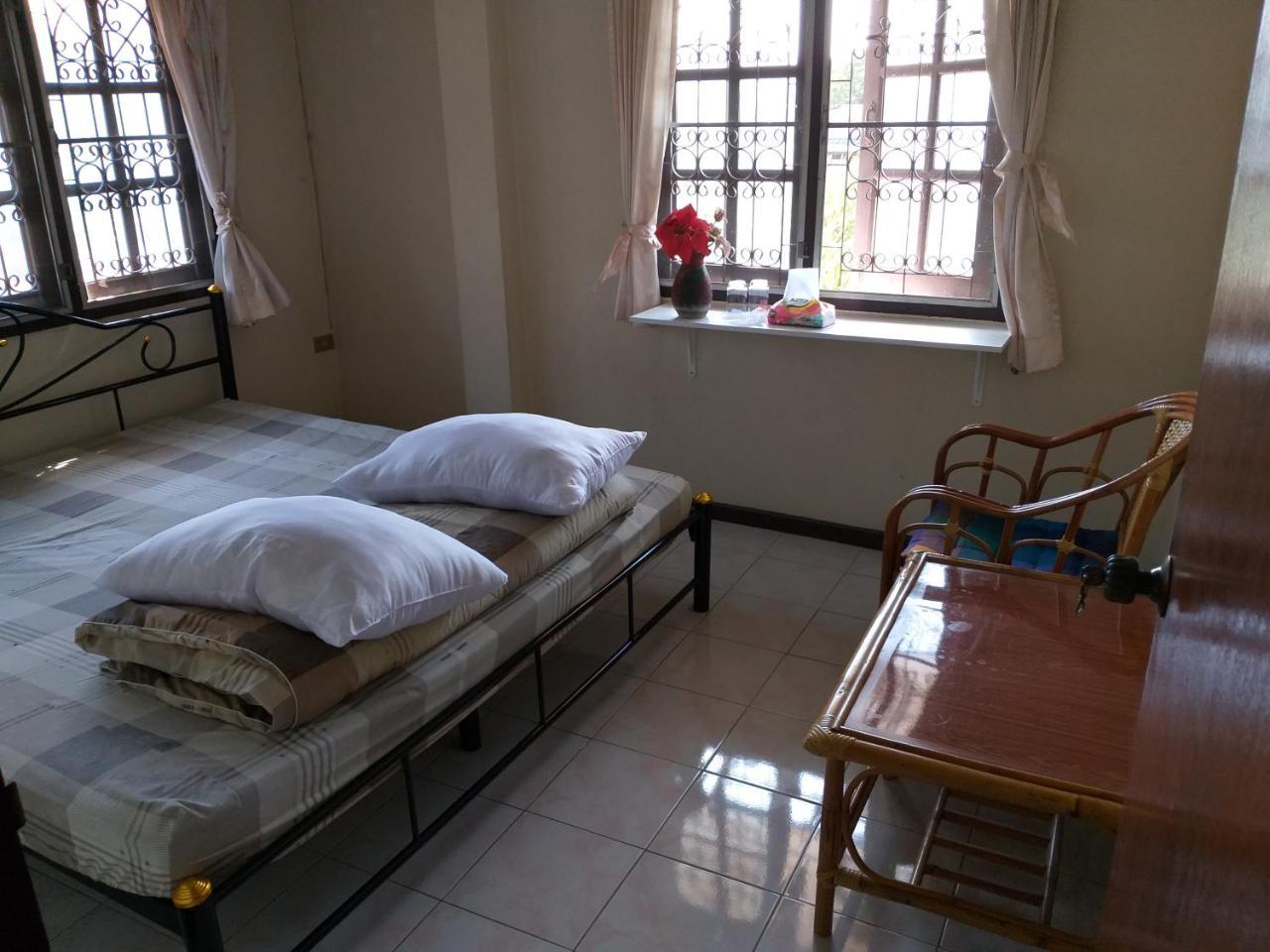 Srikrung Guesthouse Phra Nakhon Si Ayutthaya Exterior photo